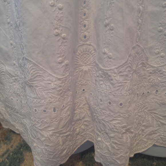 Charter Club Cream Blouse with Textured Design - Picture 4 of 8